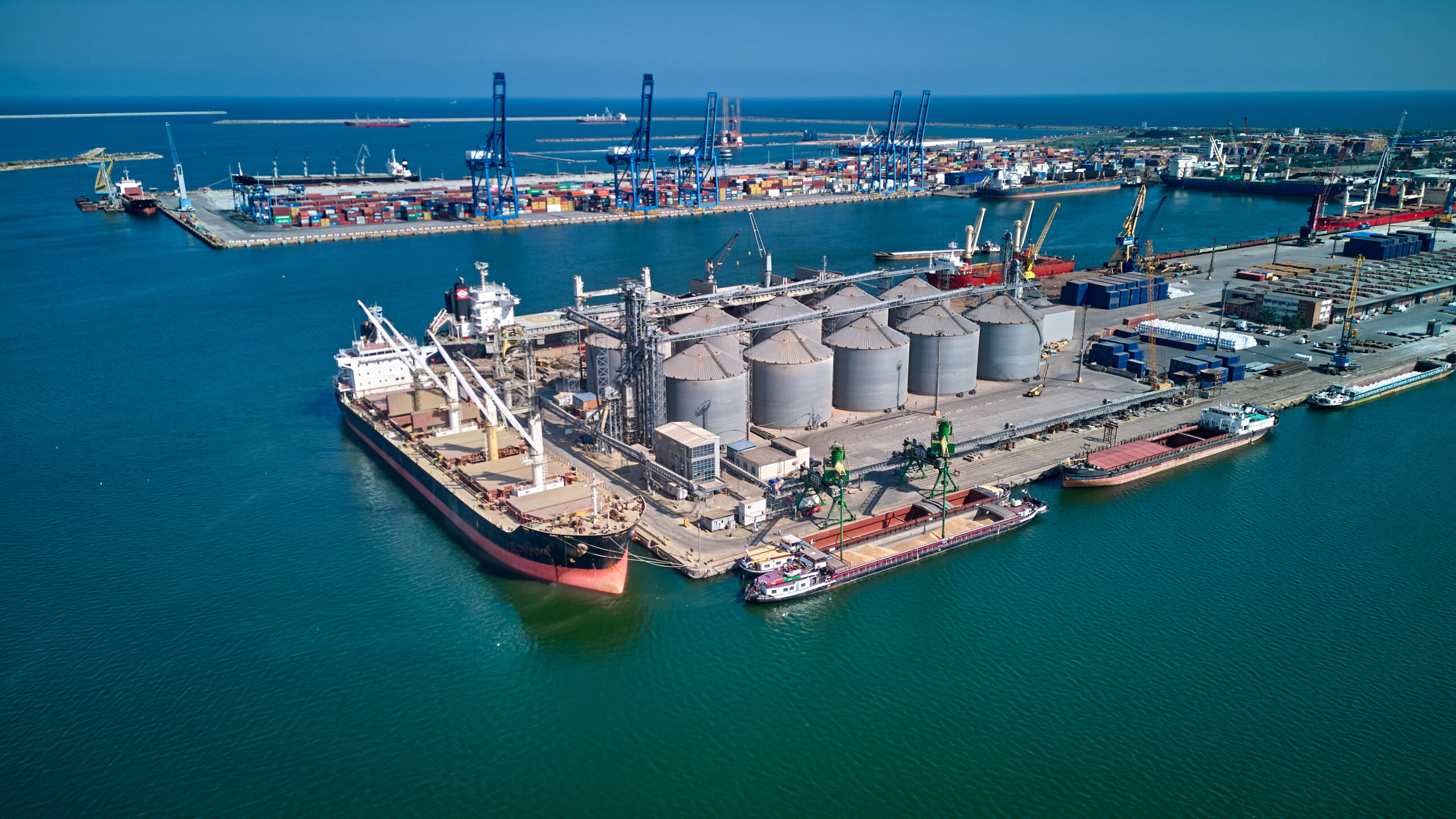 HYDRO-Port: Safety Management and Risk Assessment of Liquid Hydrogen Bunkering and Storage in Ports Image